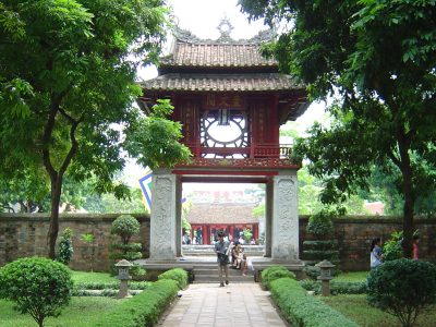 Hanoi_Temple_of_Literature_(cropped) Hanoi Temple of Literature cropped